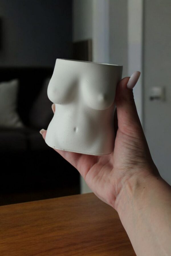Кvetináč "Female torso" - Image 3