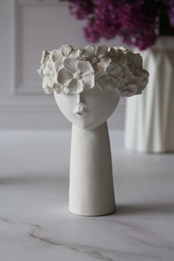 Váza "Girl with flowers" - Image 2