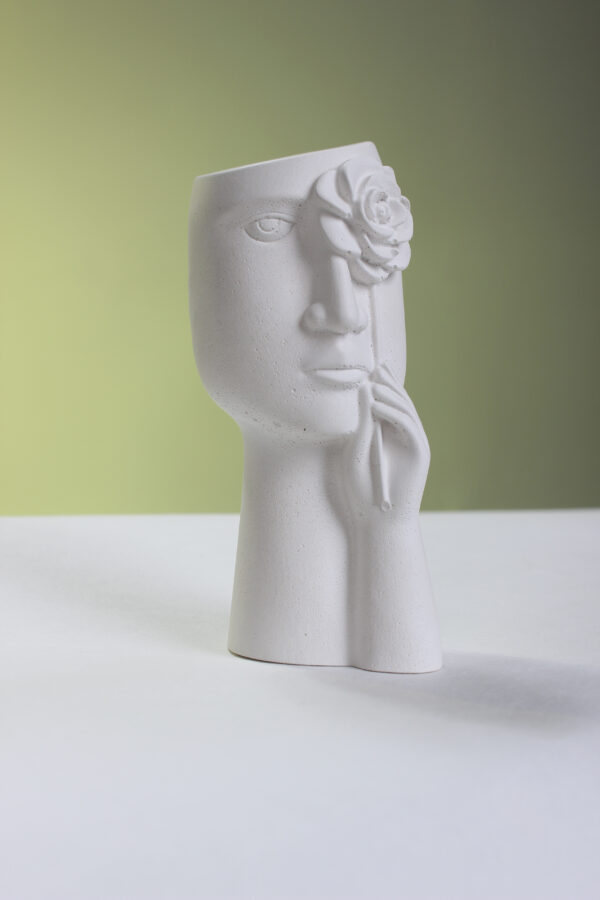 Váza "Person with a flower" - Image 1