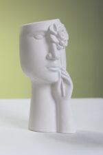 Váza "Person with a flower" - Image 2